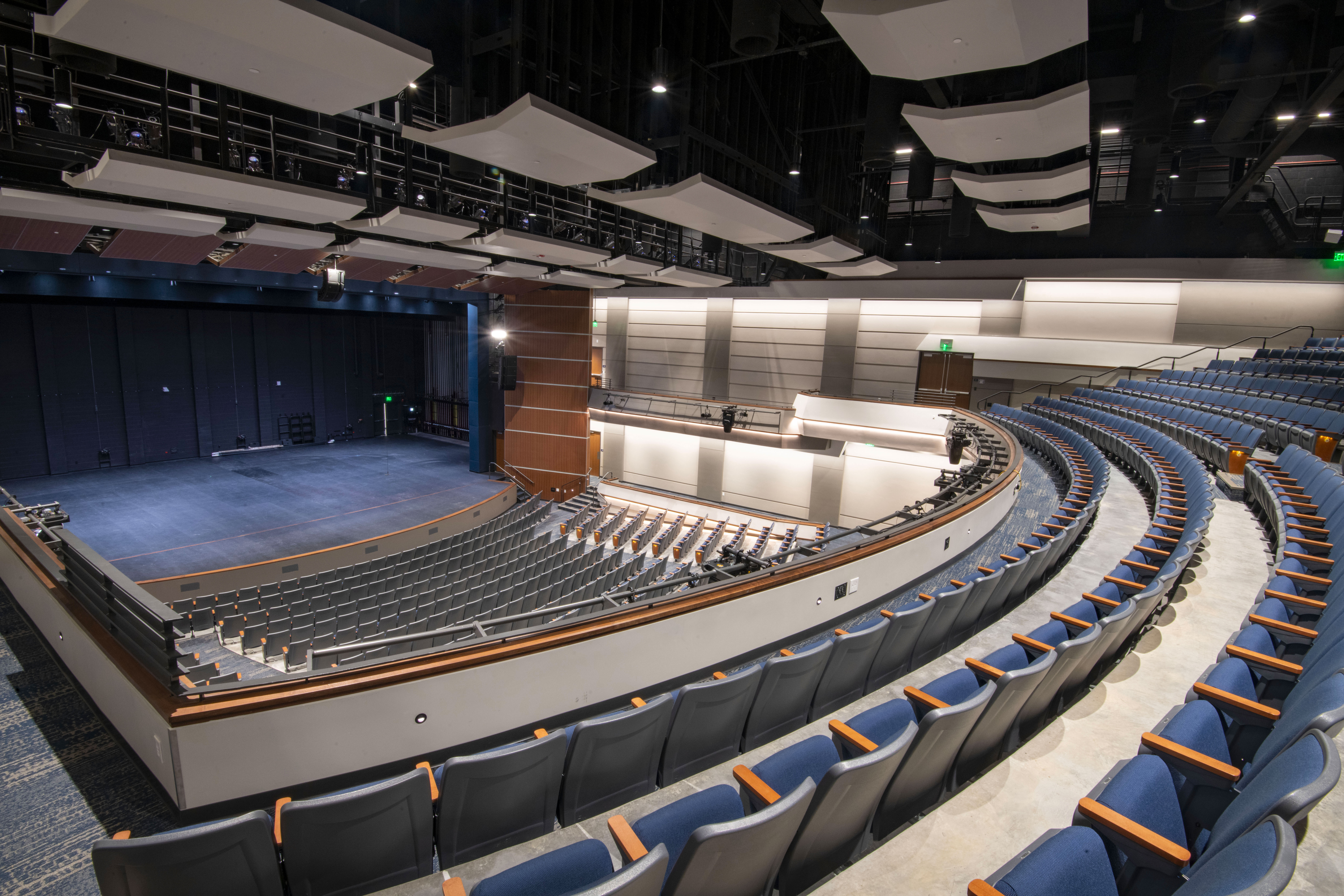 etsuMartinCenter2